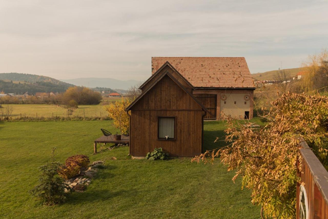 Organicle Lodge Sincraieni Екстер'єр фото
